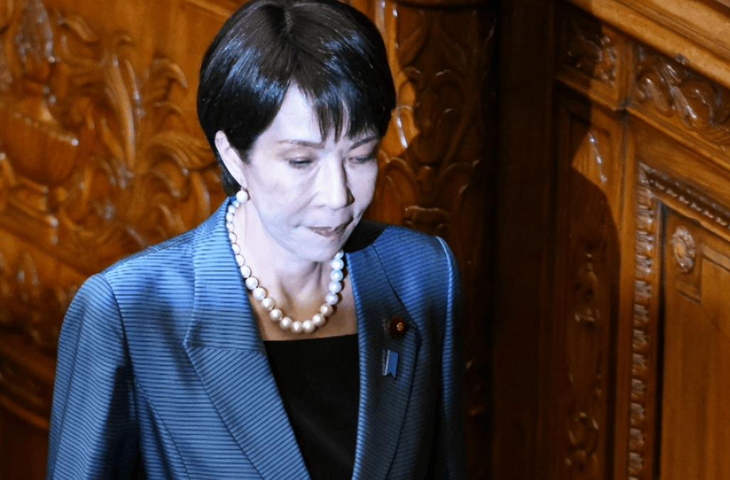 新加坡总理打破沉默<strong></p>
<p>虚拟币中逆市</strong>，暗示日本已经在努力“降温”，中方应该见好就收