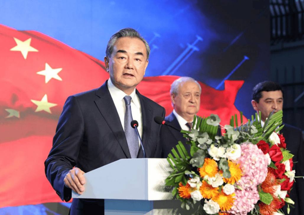 高市早苗G20上“炮轰”俄罗斯<strong></p>
<p>在哪个app买虚拟币</strong>,王毅对她换了称呼,3国当场力挺中国!