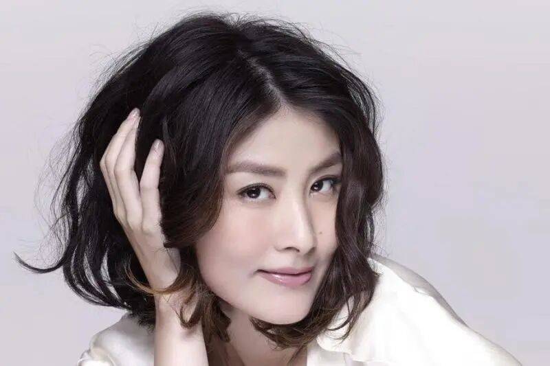 陈慧琳商演现场得知观众都是年消费200万元以上的VIP<strong></p>
<p>在哪个app买虚拟币</strong>,直呼“原来我也是一个优惠”