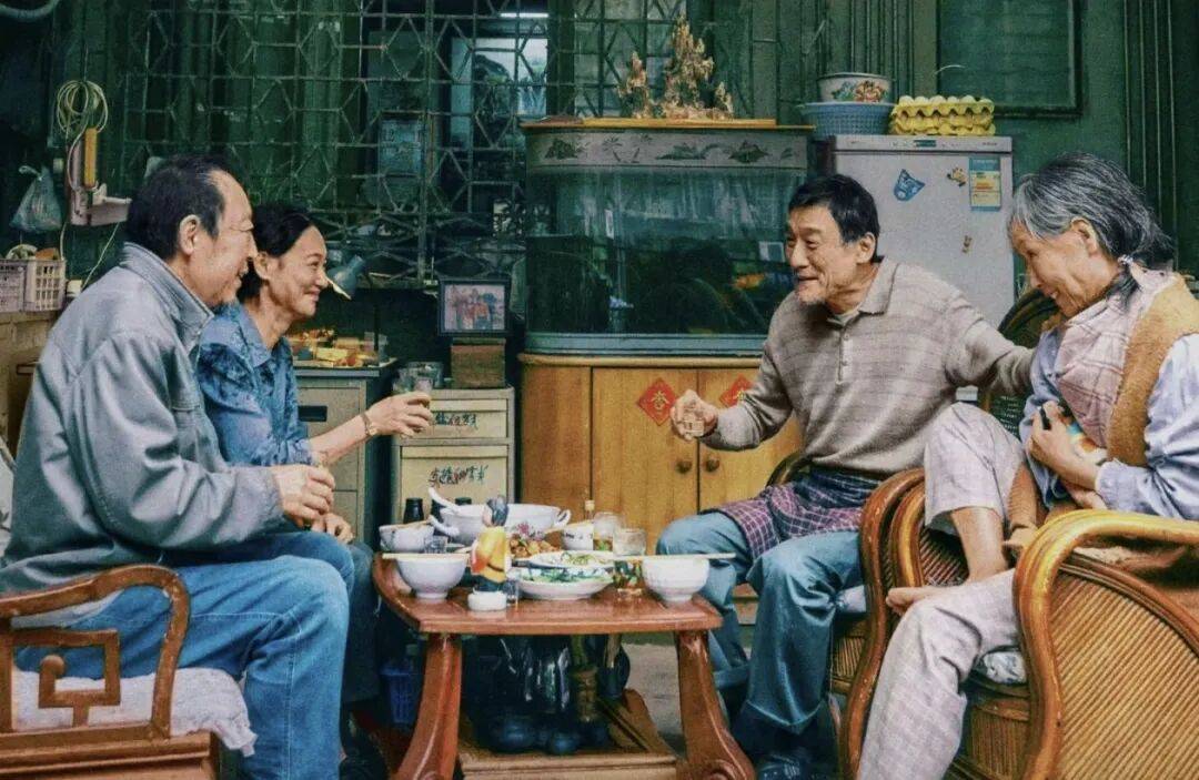 第一批丁克老后<strong></p>
<p>在哪个app买虚拟币</strong>，“伴侣能陪一程，但最后都要靠自己”