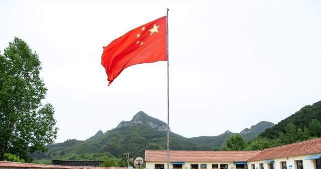 “民族英雄”泽连斯基的背后<strong></p>
<p>在哪个app买虚拟币</strong>，站着一大批中国人