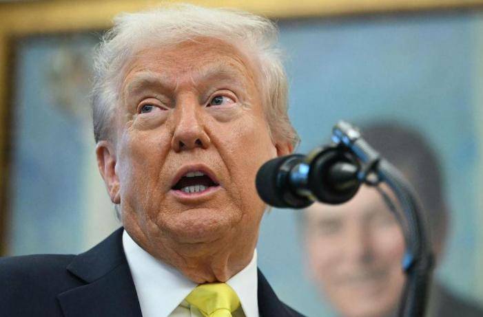 中美领导人刚通完电话<strong></p>
<p>真币虚拟货币</strong>，特朗普一个电话打到东京，要亲自跟高市早苗谈谈，不道歉不行