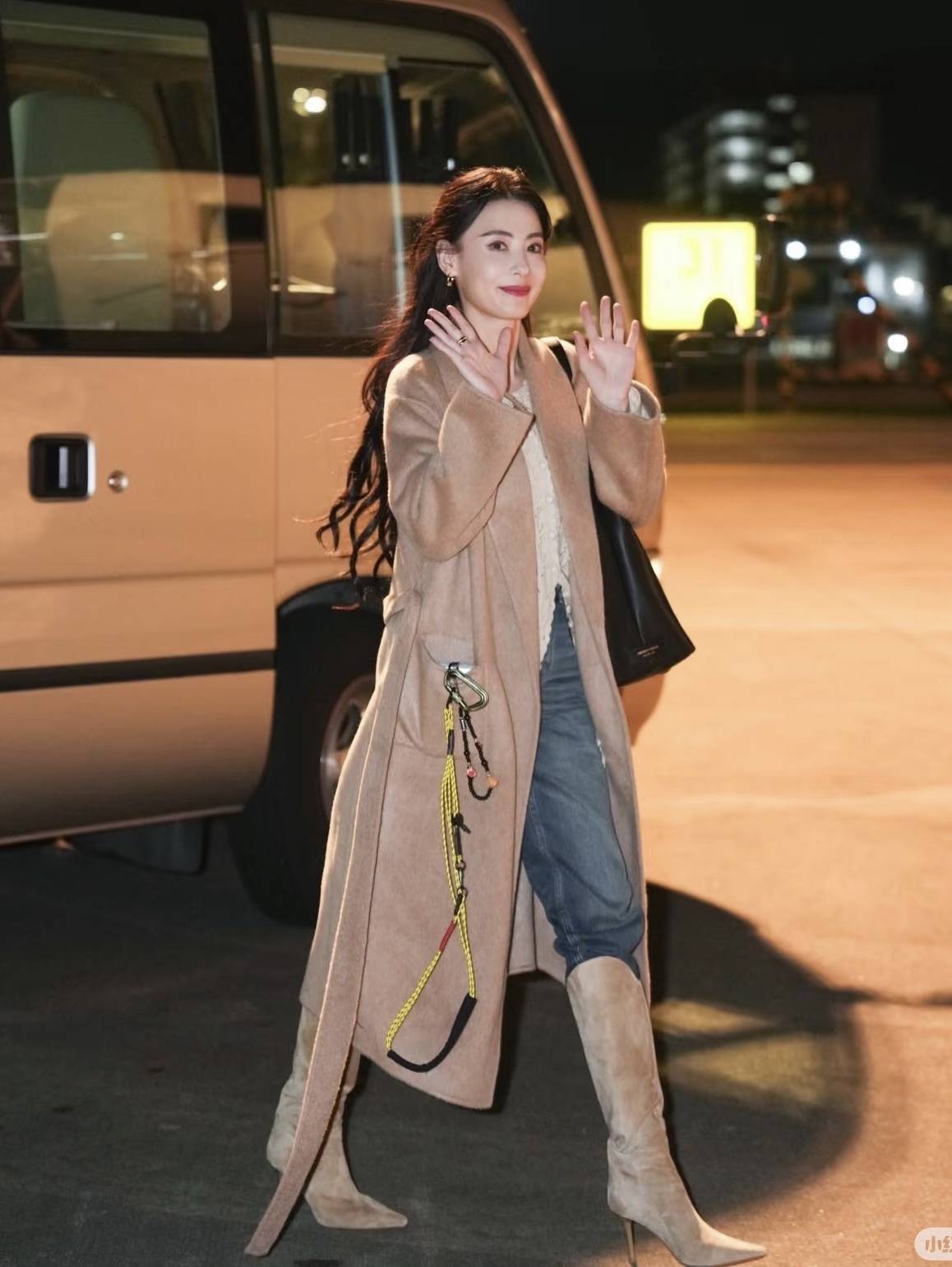 巩俐、梅姨、高圆圆...Power女性冬天少不了一件驼色大衣<strong></p>
<p>查询虚拟币</strong>！