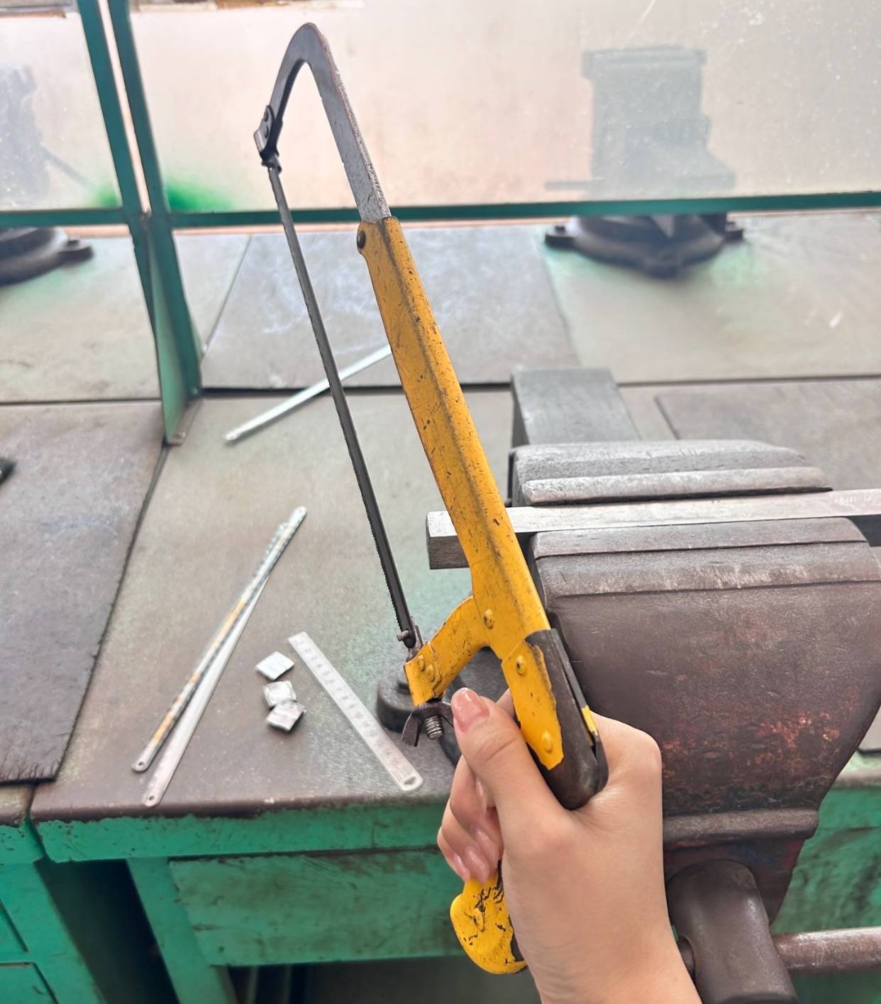 北大女生教职校<strong></p>
<p>查询虚拟币</strong>，被提醒别对学生太好