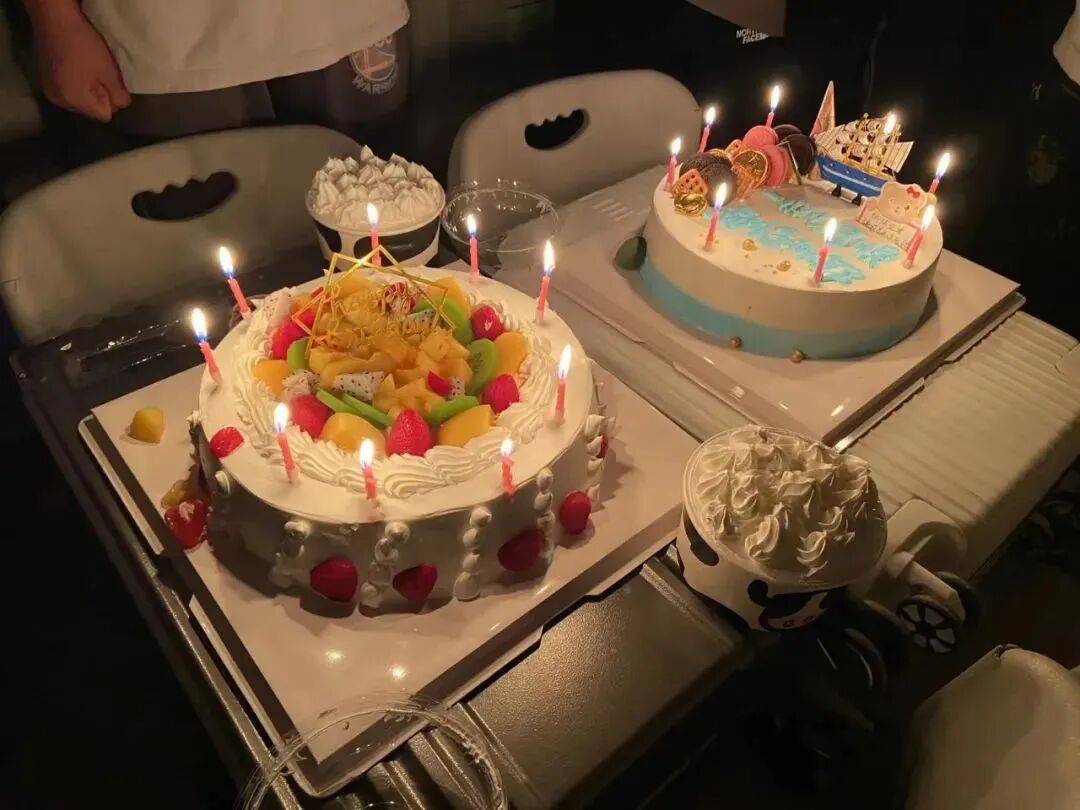 北大女生教职校<strong></p>
<p>查询虚拟币</strong>，被提醒别对学生太好