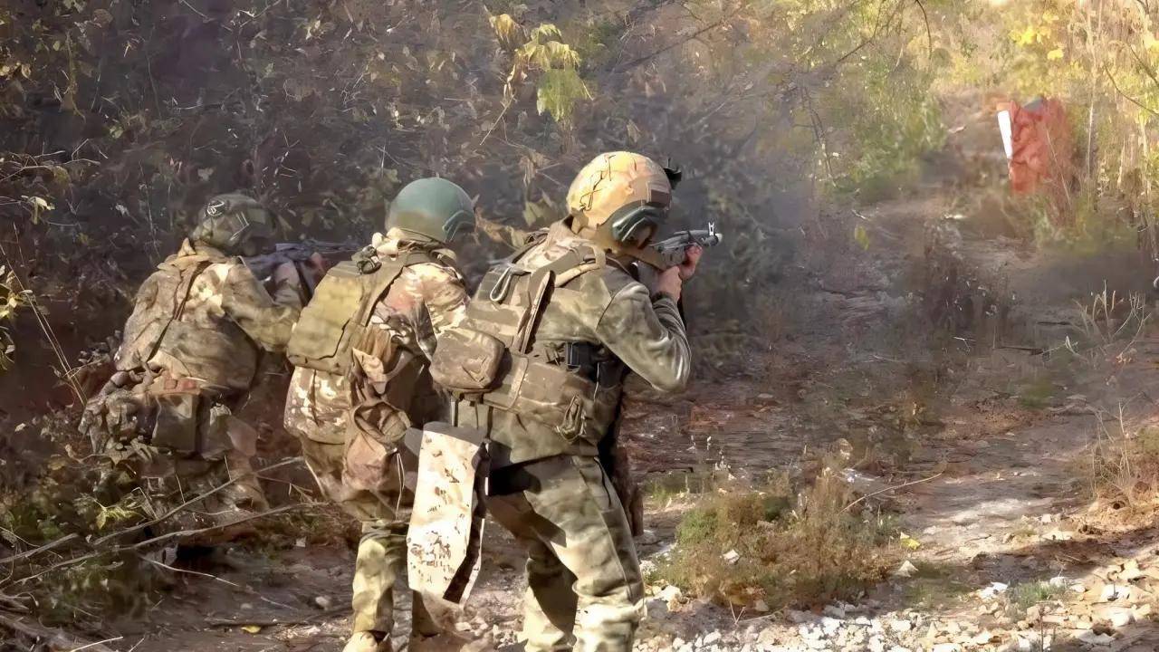 乌克兰败局已定？前线大崩溃<strong></p>
<p>btw虚拟币总量</strong>，乌军精锐警告：新兵练两天就上战场