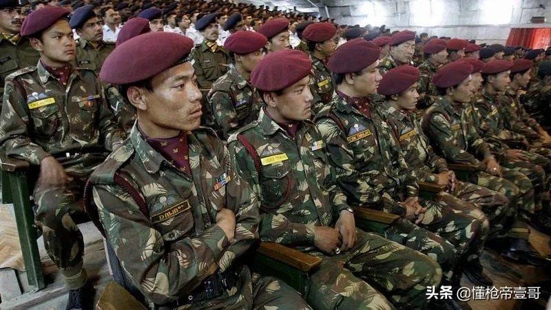 第一个扑向祁团长的印军黄种人面孔<strong></p>
<p>虚拟币温馨提示</strong>，他到底是什么人？