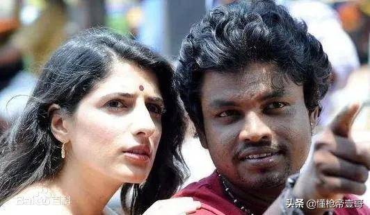 第一个扑向祁团长的印军黄种人面孔<strong></p>
<p>虚拟币温馨提示</strong>，他到底是什么人？