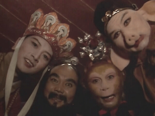 “50块帆布包配3000块包挂”<strong></p>
<p>虚拟币温馨提示</strong>，时髦年轻人背半个身家出门