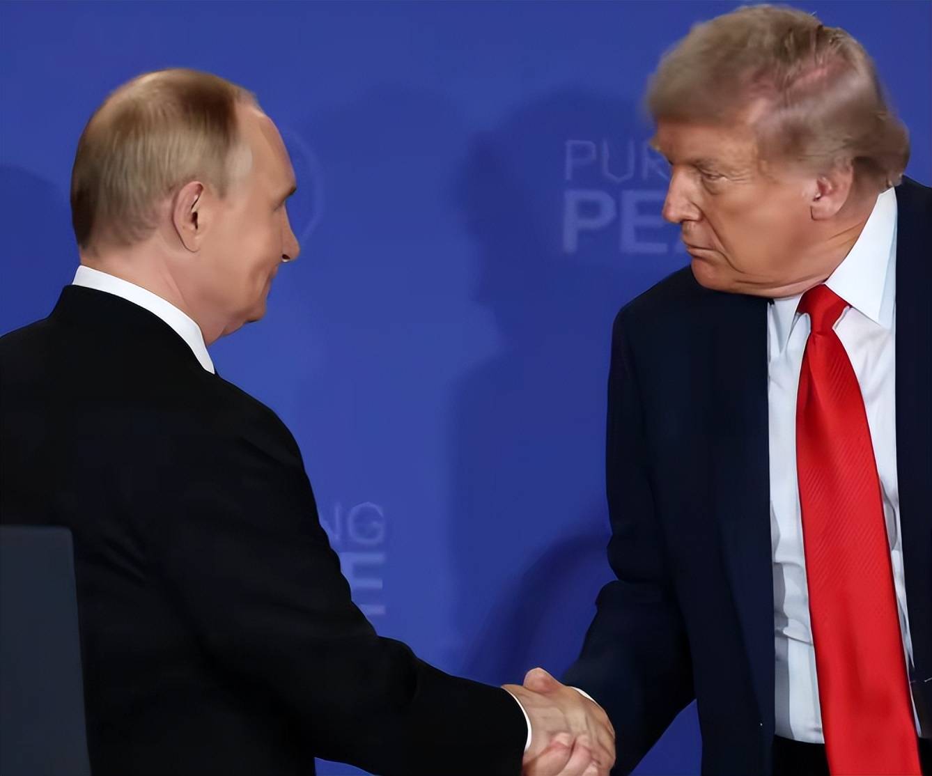 结束了！泽连斯基发表全国讲话<strong></p>
<p>虚拟币温馨提示</strong>，乌克兰人狂欢：终于不用提心吊胆，对外释放信号非同寻常