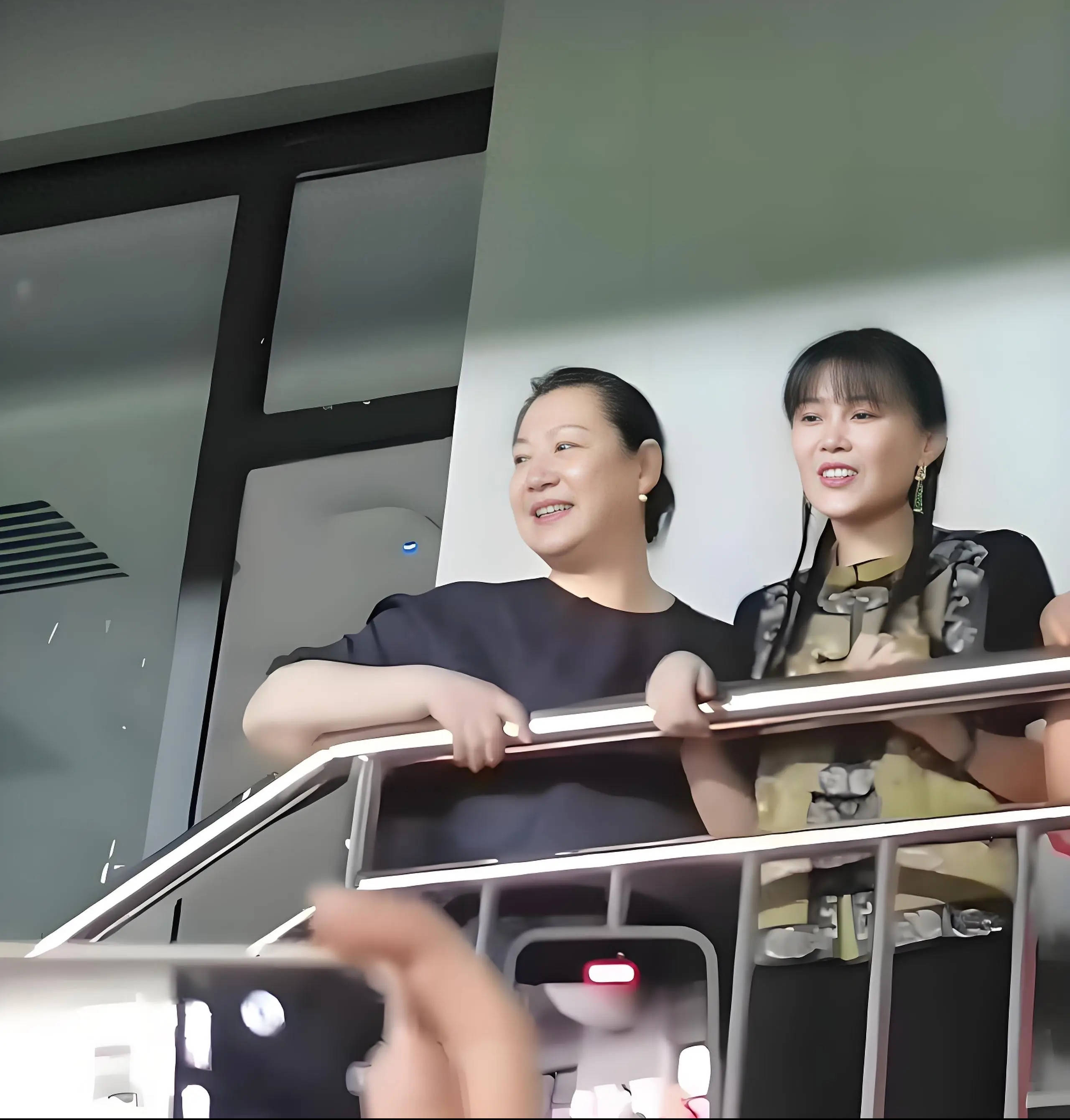 考古 | 赵本山妻子罕见公开现身<strong></p>
<p>真币虚拟货币吗</strong>，气质优雅五官美艳，俩人爱情太感人！