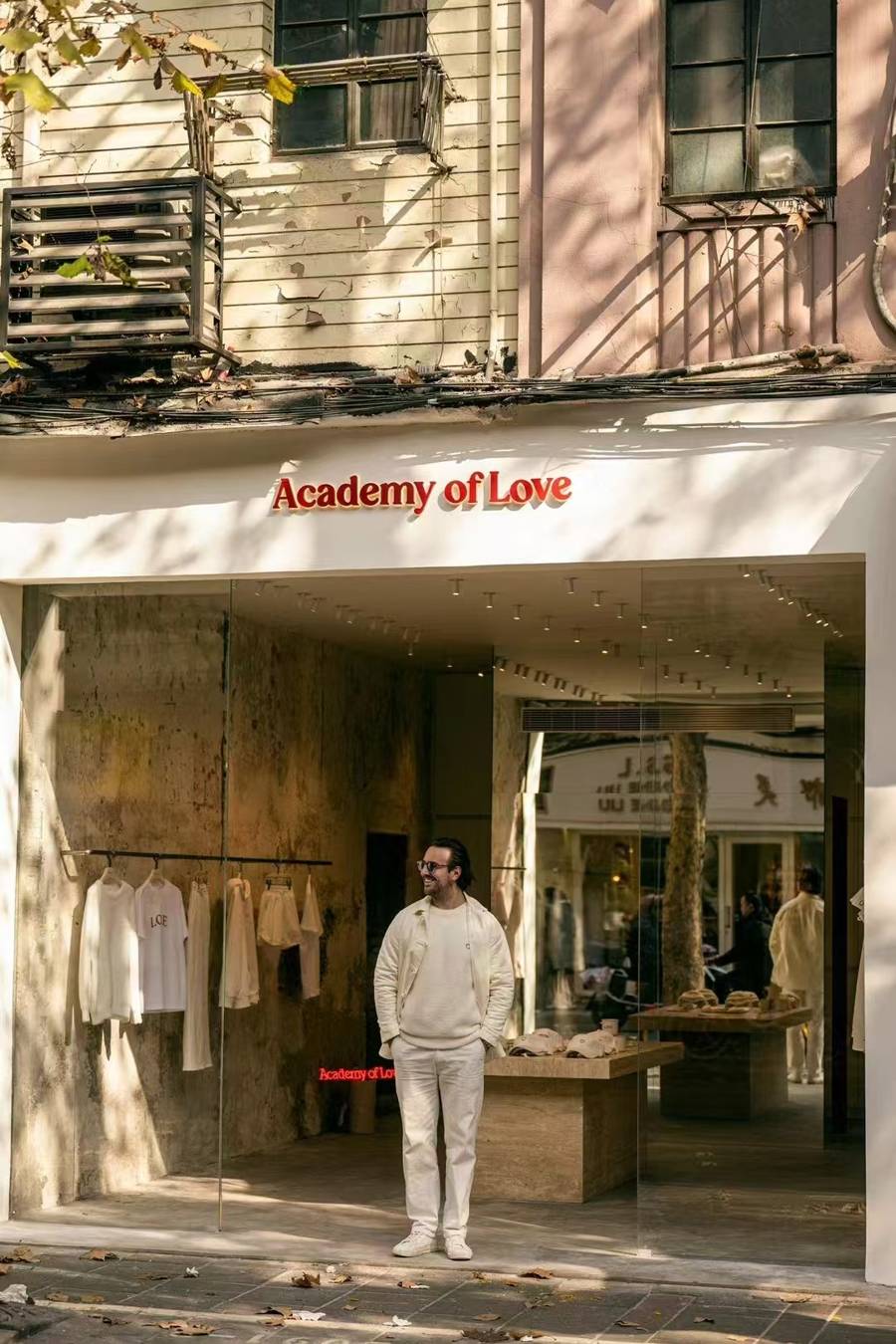 法国人在上海开店<strong></p>
<p>虚拟币全球10排名</strong>，只卖白色衣服竟然火了丨上海滩上洋掌柜