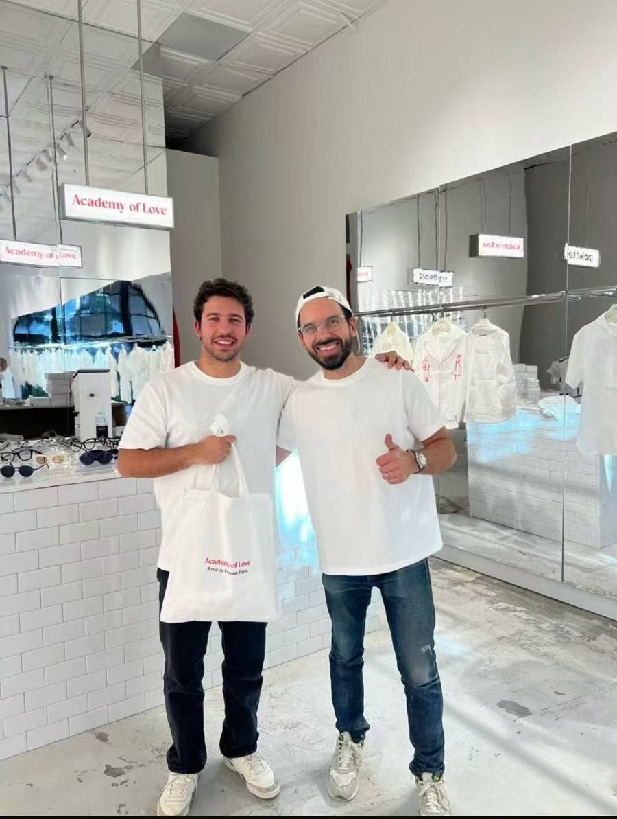 法国人在上海开店<strong></p>
<p>虚拟币全球10排名</strong>，只卖白色衣服竟然火了丨上海滩上洋掌柜