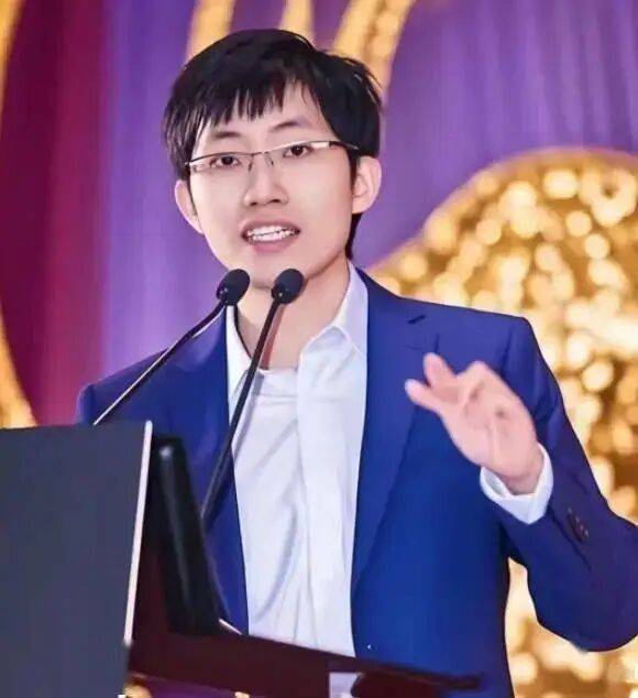 梁文锋炒股日赚1亿<strong></p>
<p>虚拟币全球10排名</strong>，段永平直言 “没人打得过他”！