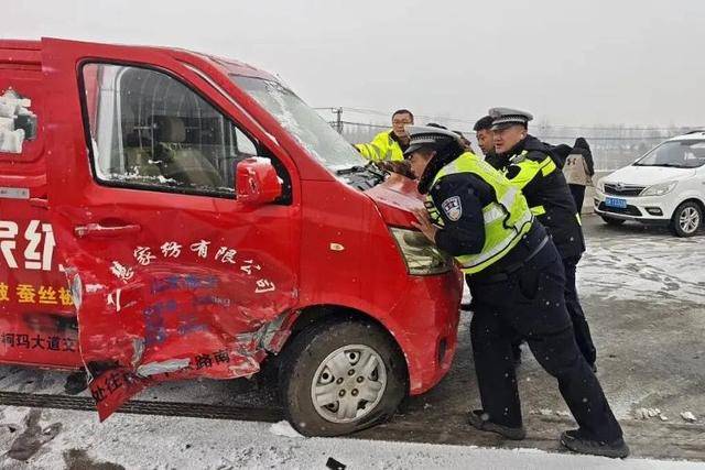 外交部发言人毛宁点赞山东德州交警<strong></p>
<p>甲骨文虚拟币的英文代码</strong>！