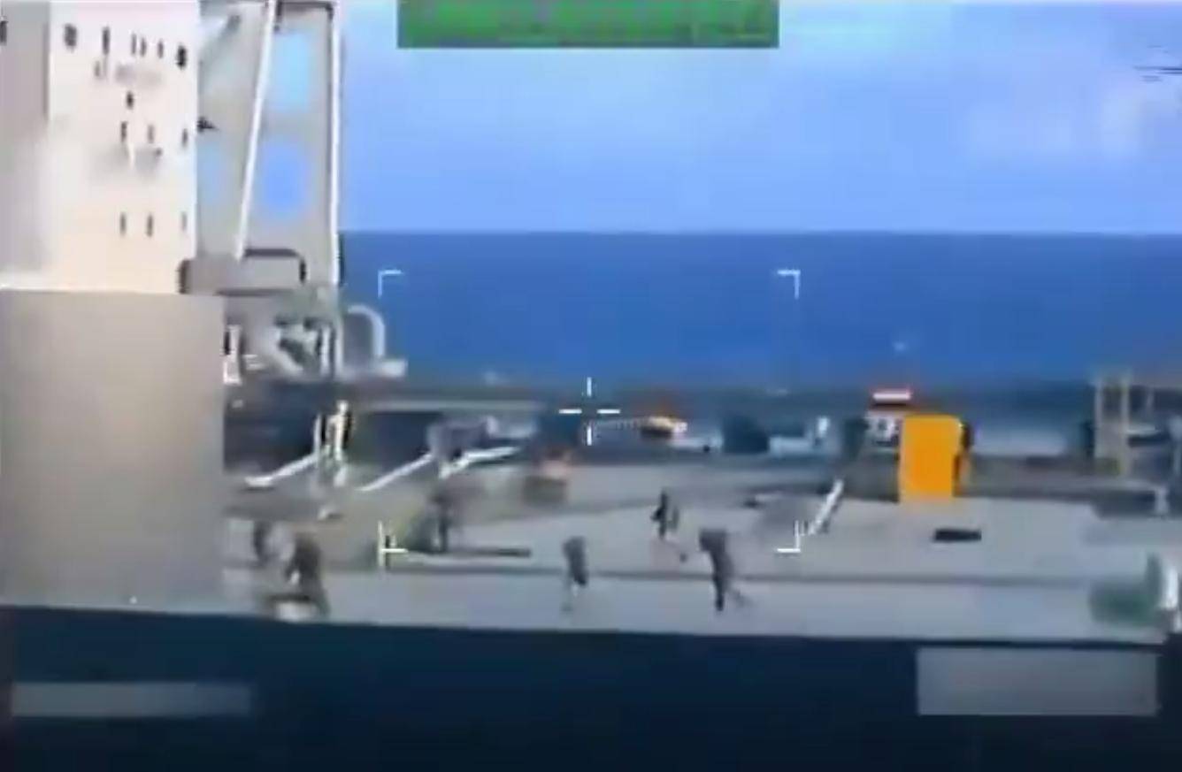 比导弹打击更狠！美军空降油轮<strong></p>
<p>甲骨文虚拟币的英文代码</strong>，抢110万桶石油，打击中俄古委伊