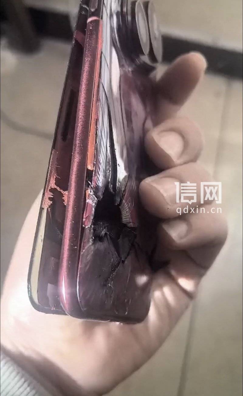 华为新手机充电时电池爆了 售后凭照片认定“外力所致”拒保 消费者：难道我买的是摔炮<strong></p>
<p>结算平台虚拟币支付</strong>？