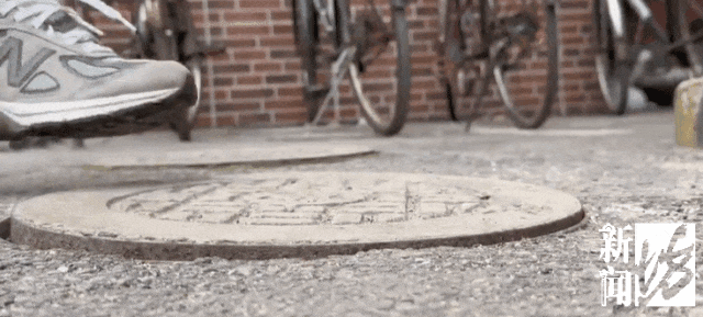 太夸张！上海人比比谁家楼下井盖多！有人家门口100个<strong></p>
<p>rog虚拟币</strong>，“走路难！到处都像贴膏药”...