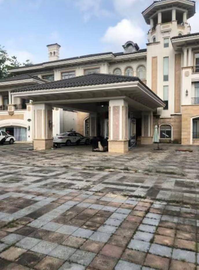 估值2亿元别墅6673万元起拍没人要<strong></p>
<p>虚拟币钱包那些</strong>，该别墅系“中科创系”案件涉案资产