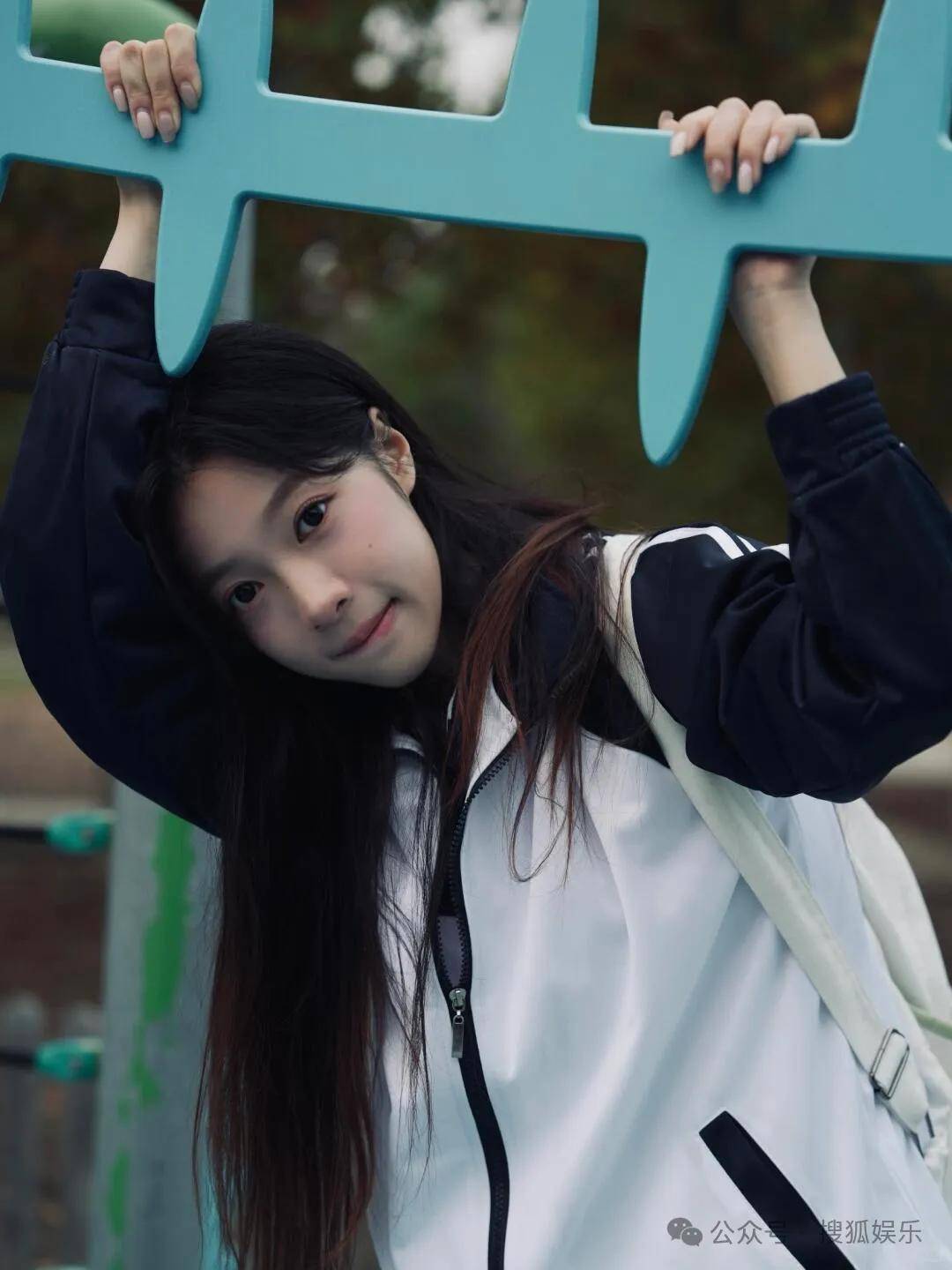 刚开年又曝一对相差15岁的恋情？他这一周两段绯闻真是连环暴击啊<strong></p>
<p>供应链虚拟币</strong>！