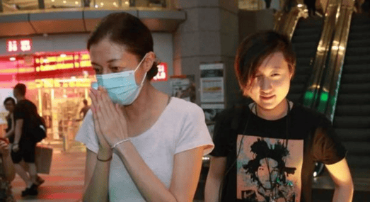 考古|小龙女正式与成龙和解?被曝生活拮据遭父亲经济支援<strong></p>
<p>供应链虚拟币</strong>,叛逆多年的她终成熟