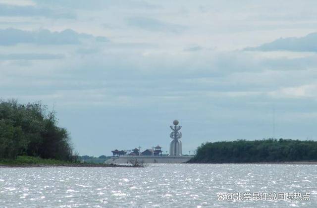 世界忙着干架，中国却自有安排，两条最高指令，给普京吃了定心丸