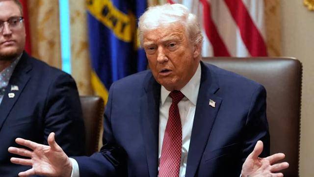 英国宣布可能会出动航母助战<strong></p>
<p>凤币虚拟币</strong>，特朗普调侃斯塔默，已经不需要英国的航空母舰！