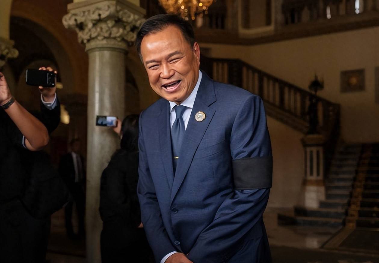 泰国选出最亲华总理<strong></p>
<p>vrc现实虚拟币</strong>，自称是中国人后代，20年来首位连任成功，中方送上祝贺！