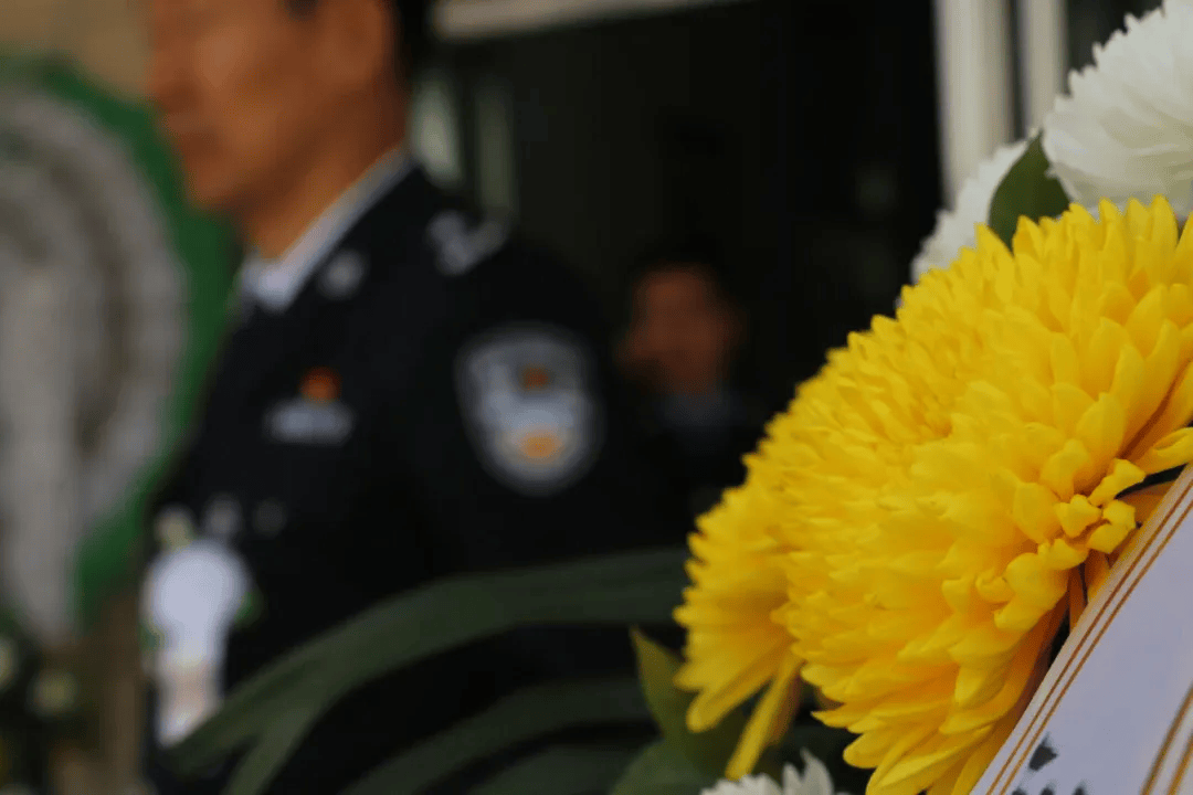 尹宏伟同志值班期间突发疾病不幸逝世<strong></p>
<p>虚拟币btt</strong>，内蒙古自治区公安厅、通辽市公安局沉痛哀悼